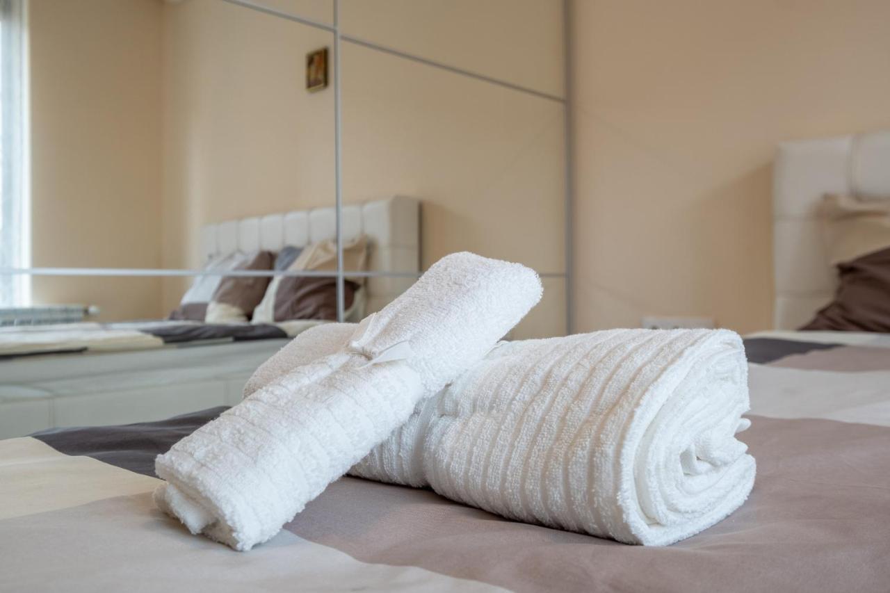 City Apartments - Mall Of Sofia & Metro Station Экстерьер фото