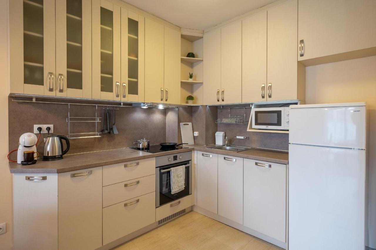 City Apartments - Mall Of Sofia & Metro Station Экстерьер фото