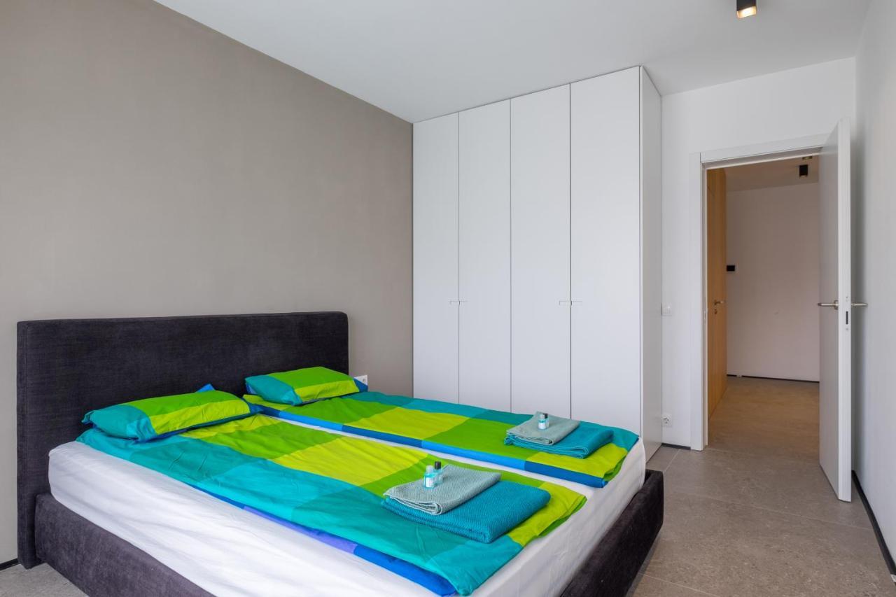City Apartments - Mall Of Sofia & Metro Station Экстерьер фото