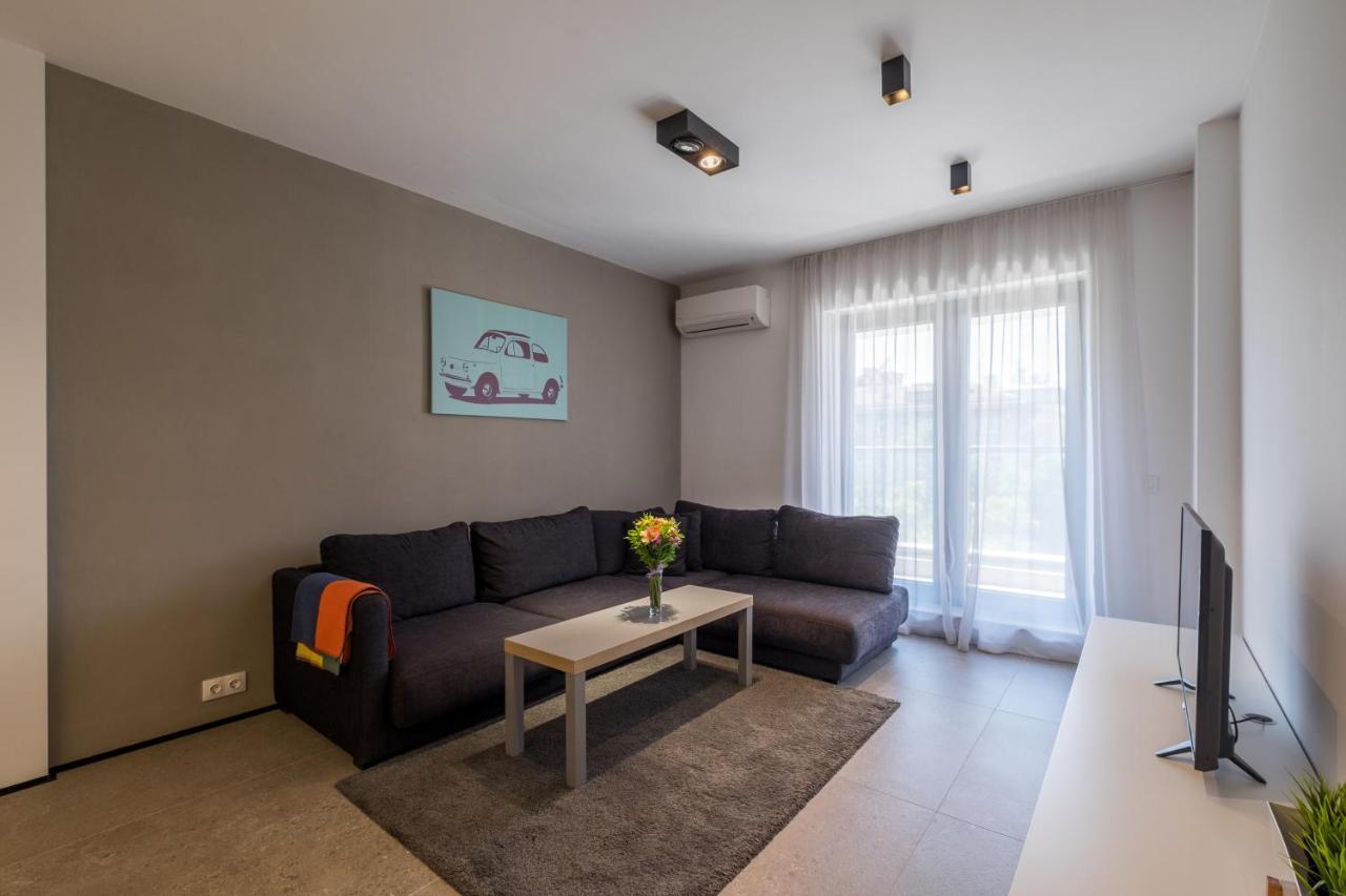 City Apartments - Mall Of Sofia & Metro Station Экстерьер фото
