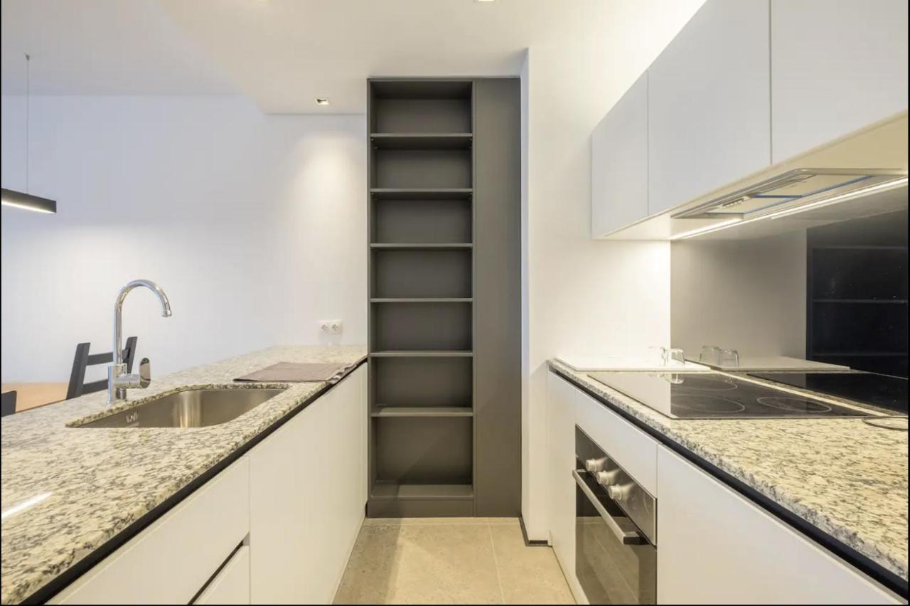 City Apartments - Mall Of Sofia & Metro Station Экстерьер фото