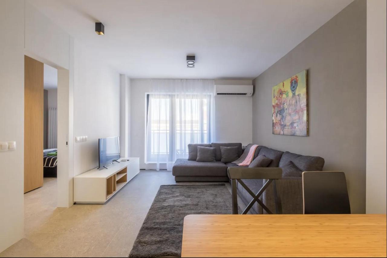 City Apartments - Mall Of Sofia & Metro Station Экстерьер фото